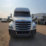 2018 Freightliner Cascadia heavy duty truck