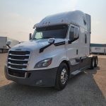 2018 Freightliner Cascadia semi truck